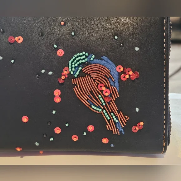 COACH MEADOWLARK SONGBIRD ZIP AROUND ACCORDION WALLET